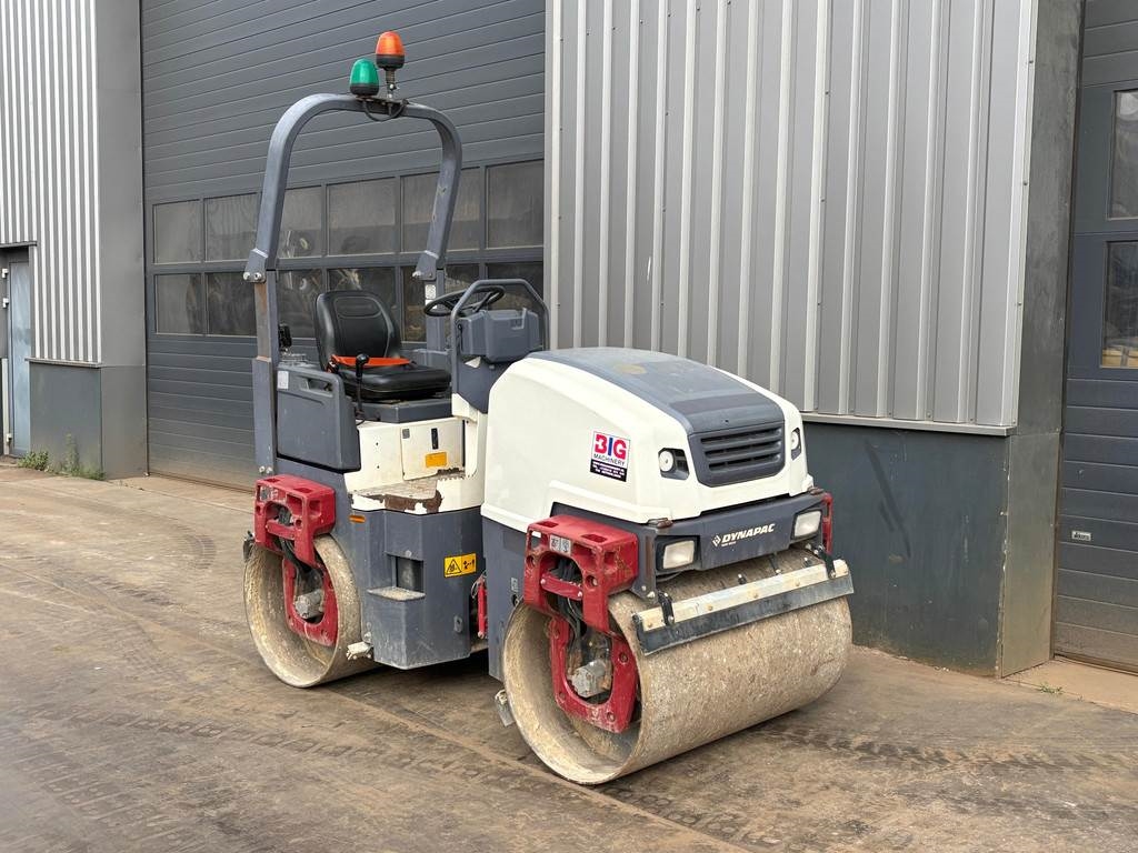 Dynapac CC1200 - 890 hours