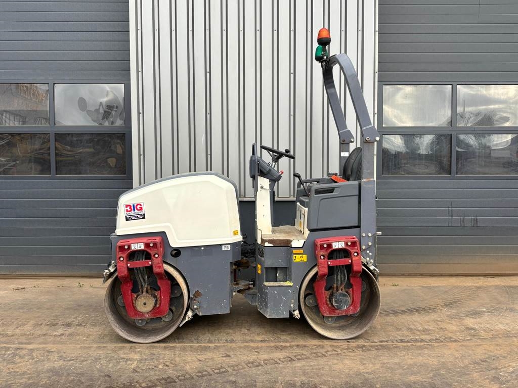 Dynapac CC1200 - 890 hours