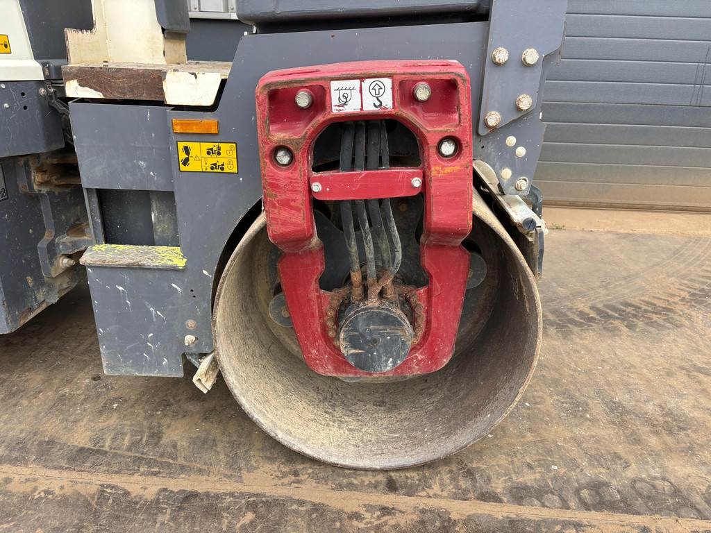 Dynapac CC1200 - 890 hours
