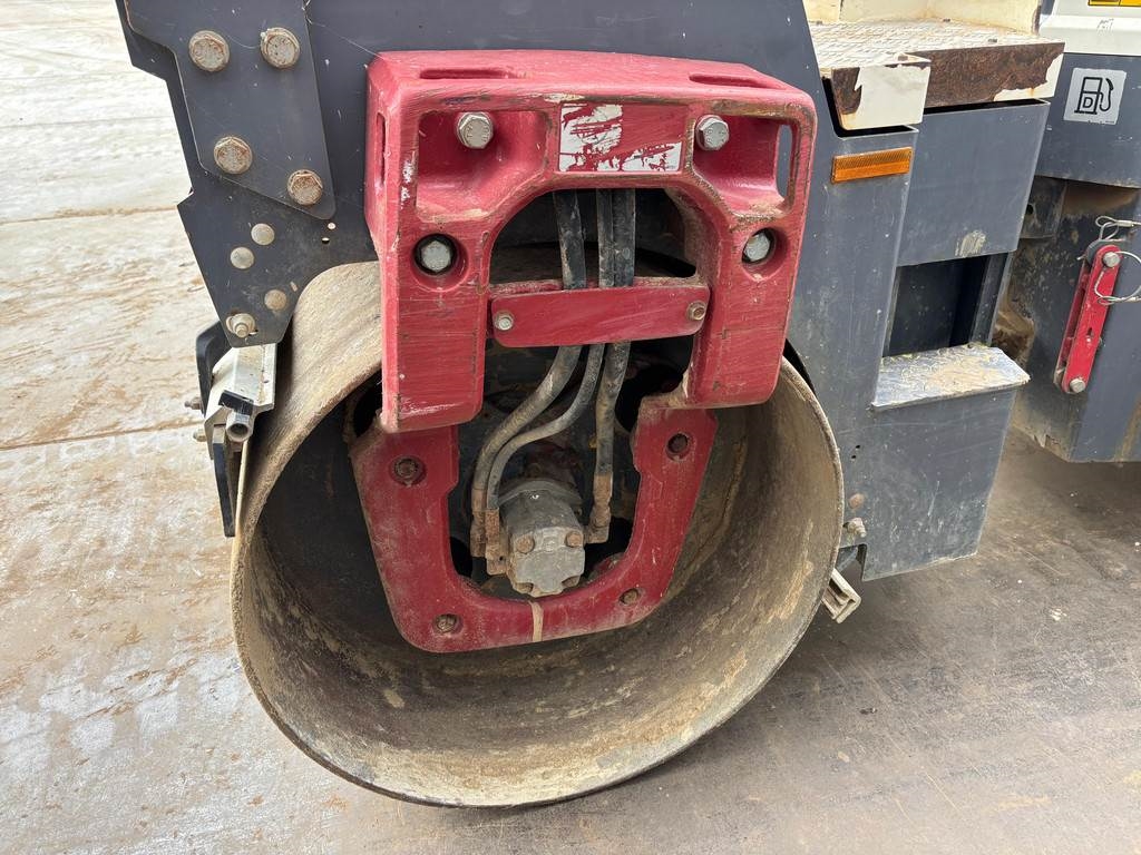 Dynapac CC1200 - 890 hours