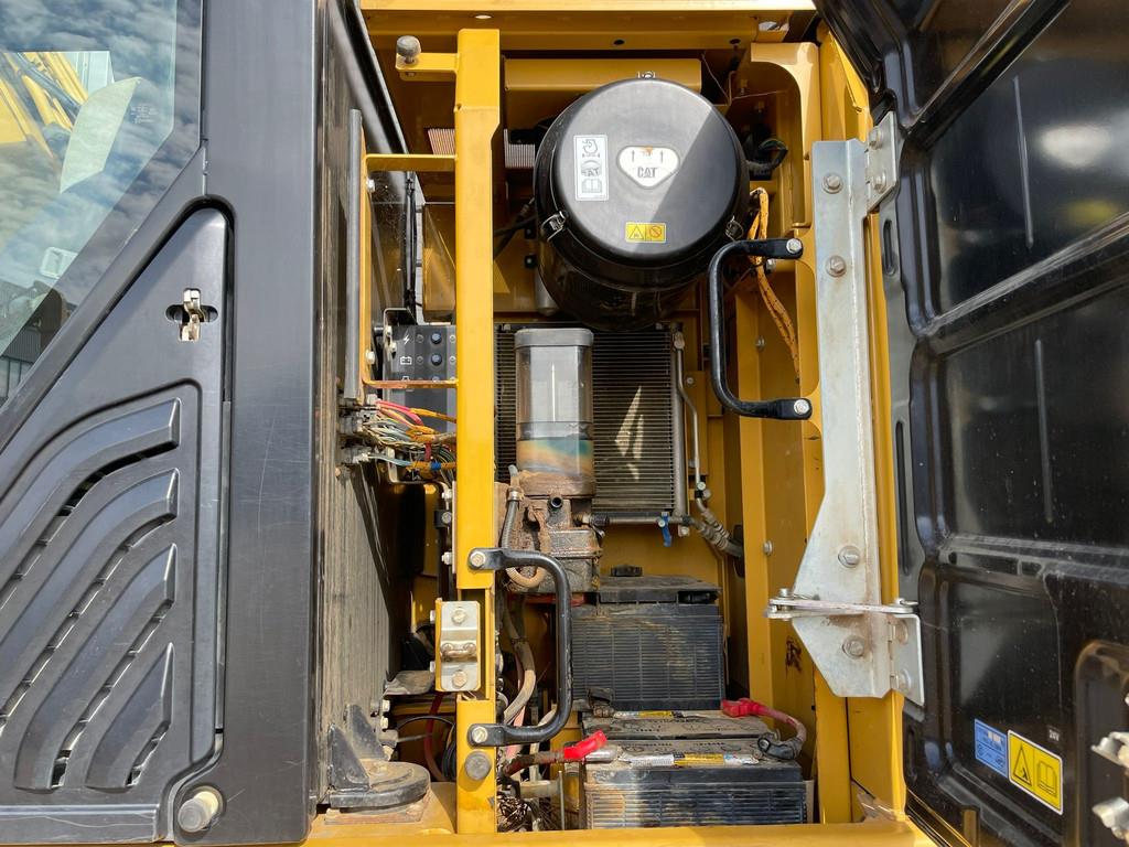 2015 Caterpillar 324EL-48502895