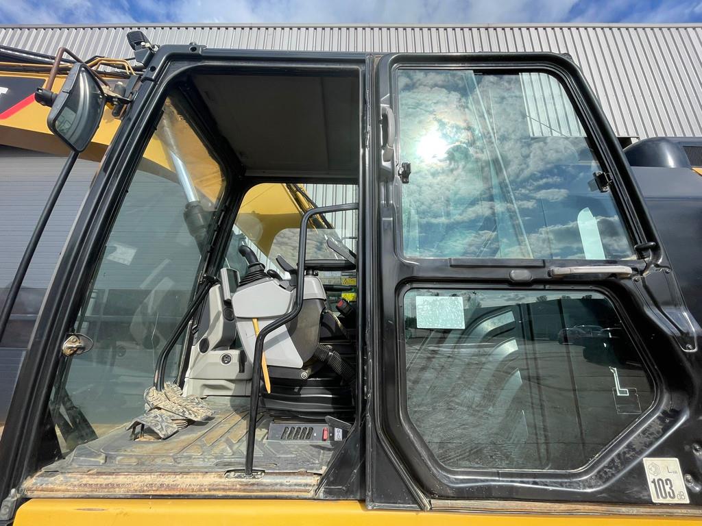2015 Caterpillar 324EL-48502871