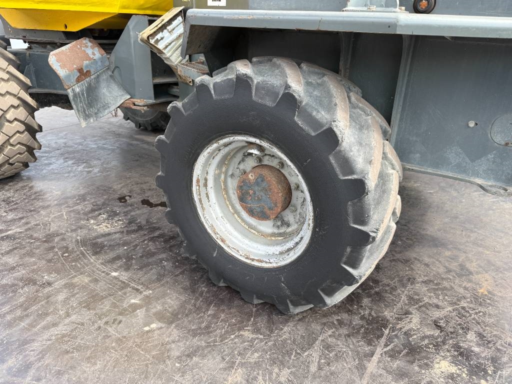 Wacker Neuson 6001- Tilt + Rotate / Only 2694 Hours!