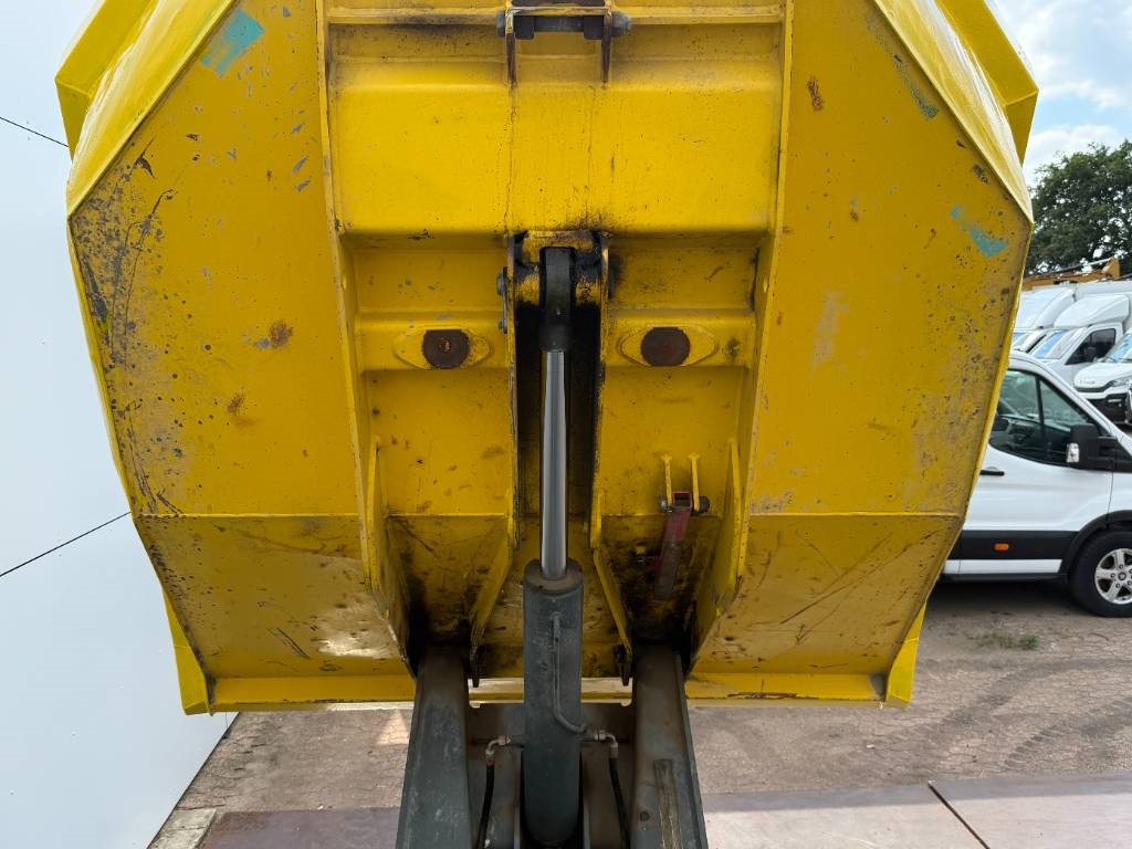 Wacker Neuson 6001- Tilt + Rotate / Only 2694 Hours!