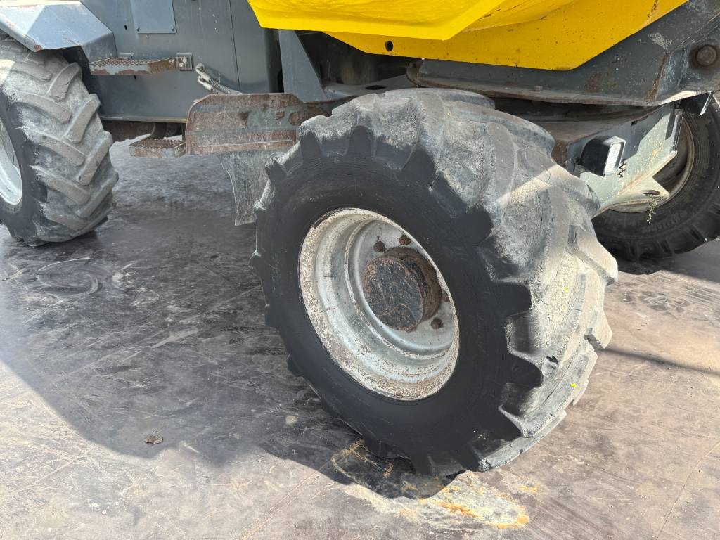 Wacker Neuson 6001- Tilt + Rotate / Only 2694 Hours!