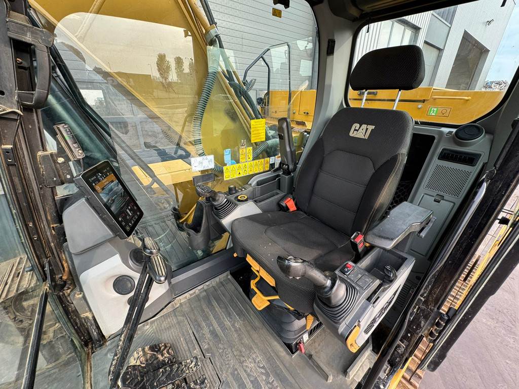 CAT 323 07A