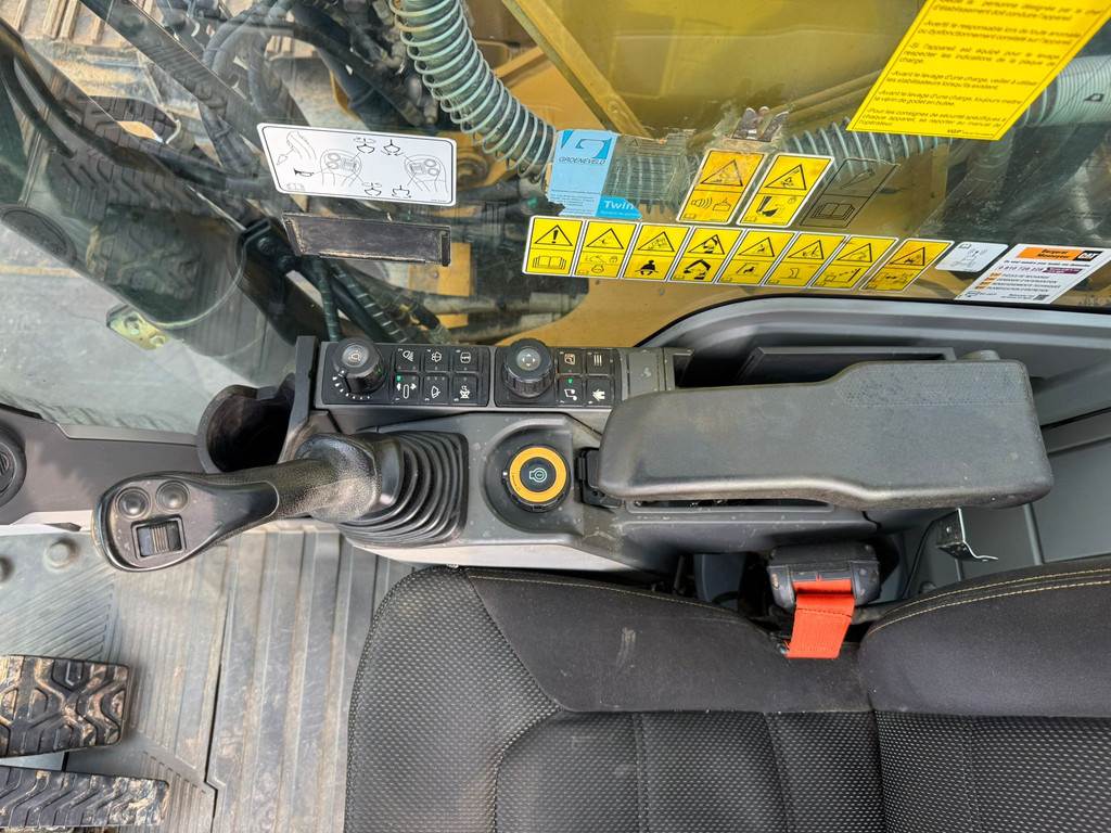 CAT 323 07A