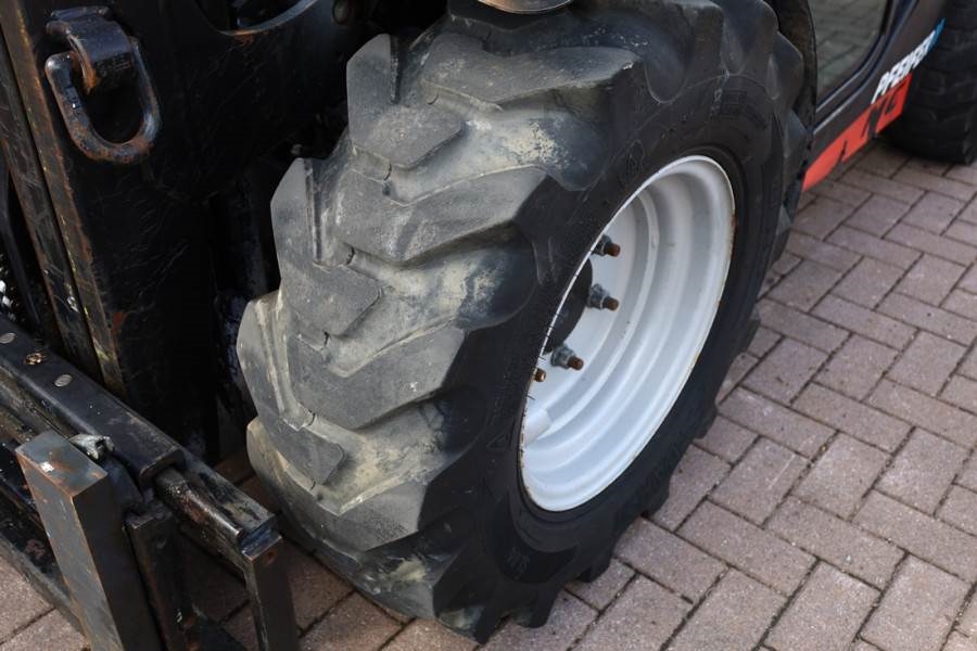 Manitou MC25-4 Valid Inspection, *Guarantee, Diesel, 4x4 D