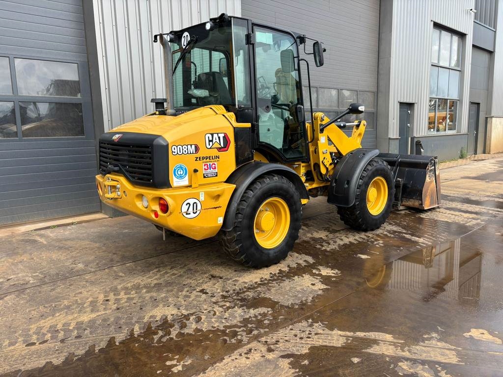 CAT 908M