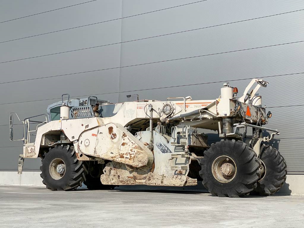 Wirtgen WR 2400
