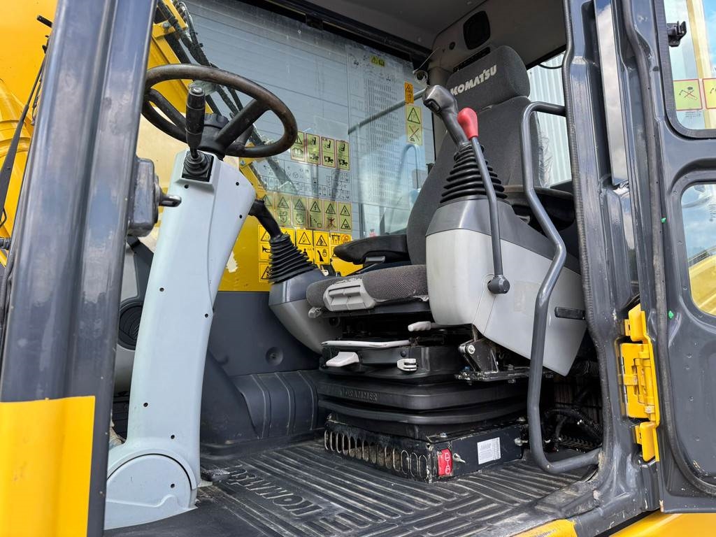 Komatsu PW180-11
