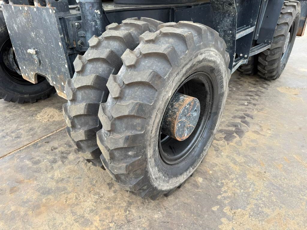 Komatsu PW180-11