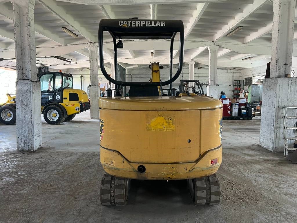 CAT 302.5 C