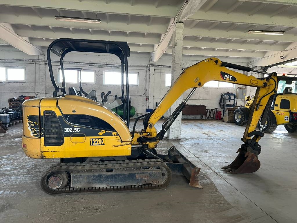 CAT 302.5 C