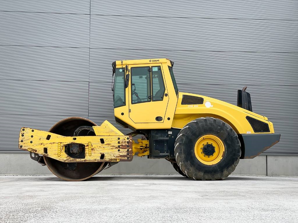 Bomag BW 216 DH-4i
