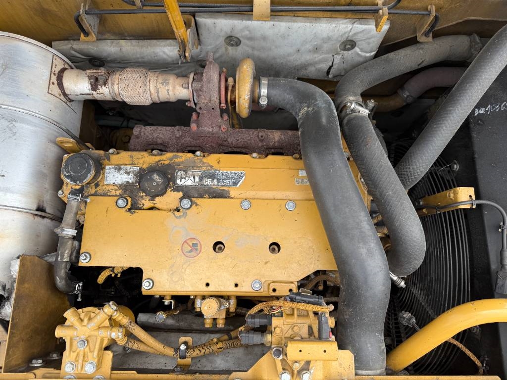 CAT 320DL - Hammer Lines / Quick Coupler