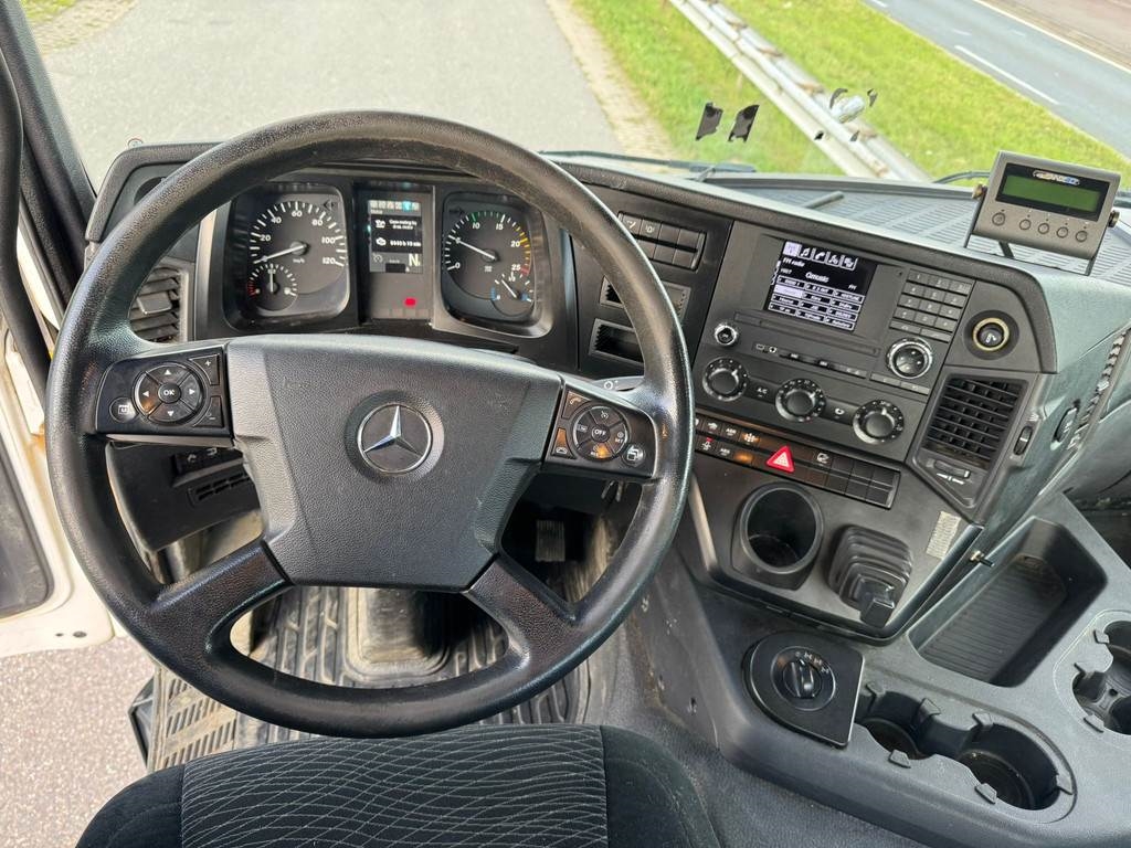 Mercedes-Benz AROCS 3345