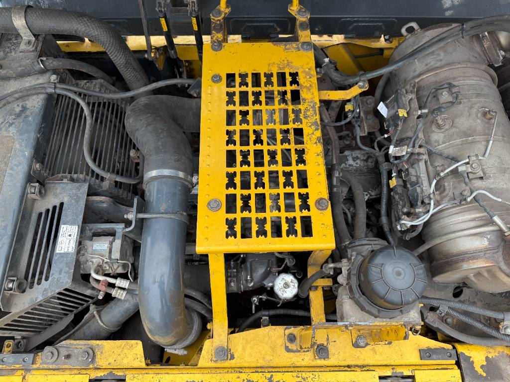 Komatsu PC360LC-11 - Quick Coupler / Rear + Side Camera