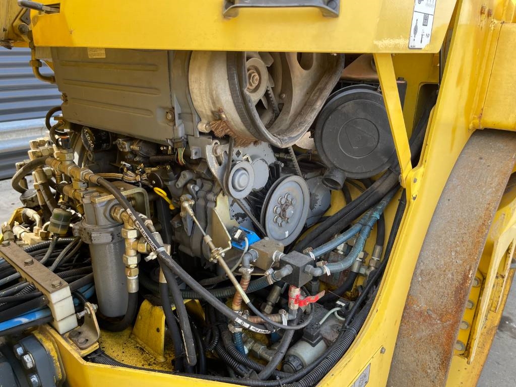 Bomag BW 151 AD-2