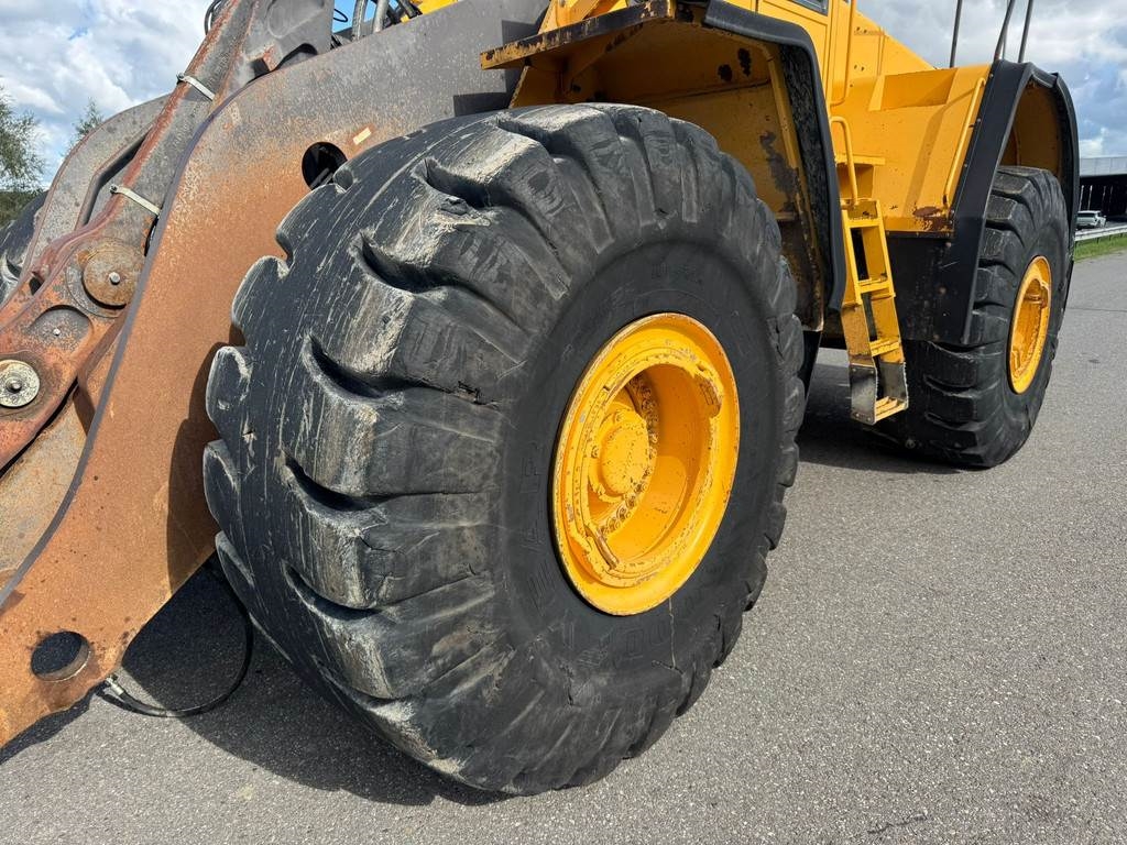 Volvo L220E