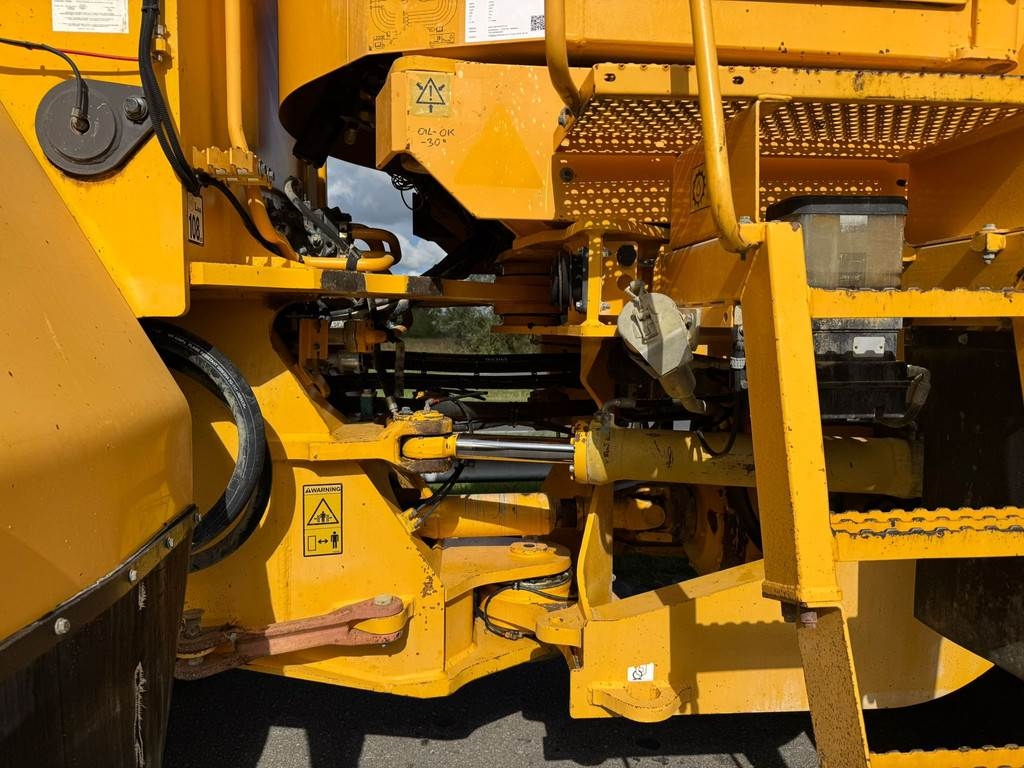 Volvo L220E