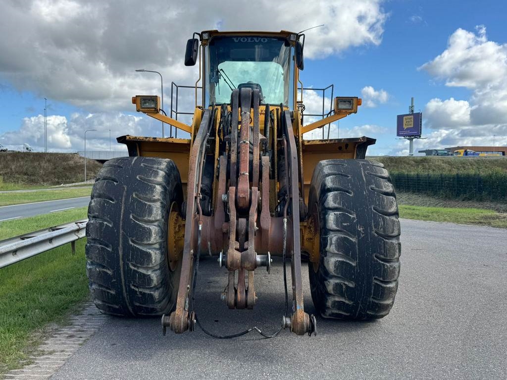 Volvo L220E