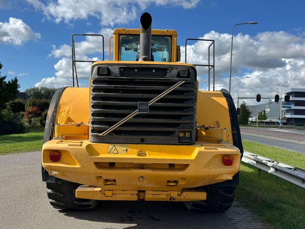 Volvo L220E