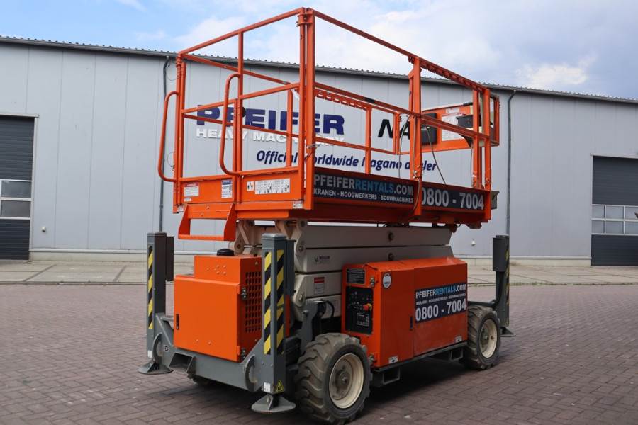 Snorkel S2755RT Diesel, 10.1m Working Height, 300kg Capaci