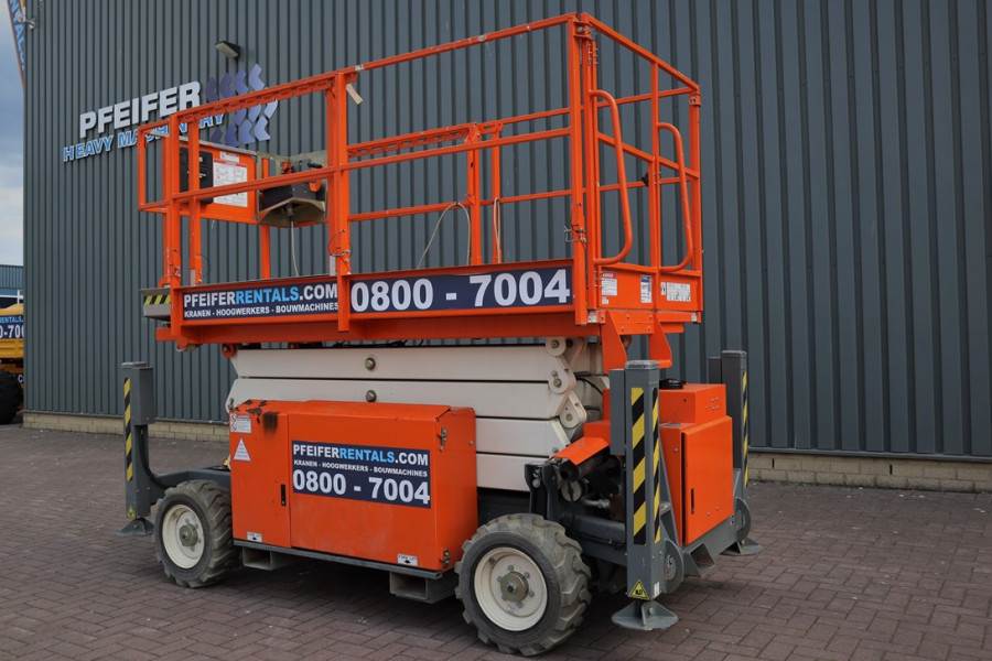 Snorkel S2755RT Diesel, 10.1m Working Height, 300kg Capaci