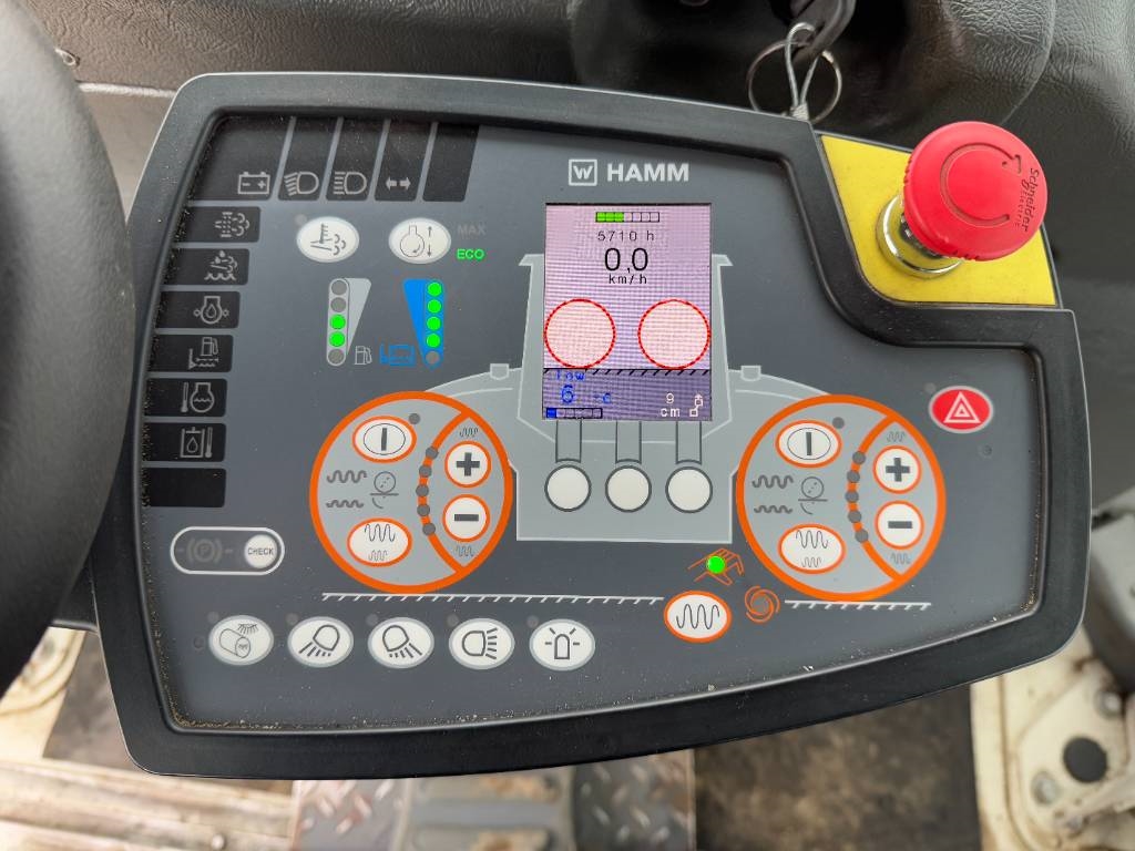 Hamm DV+ 70i VO-S - Dutch Machine / Tandem Roller