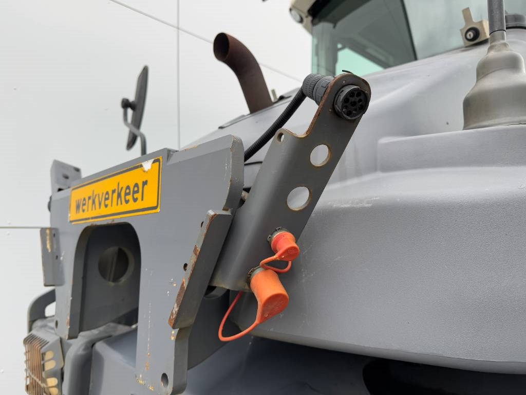 Hamm DV+ 70i VO-S - Dutch Machine / Tandem Roller
