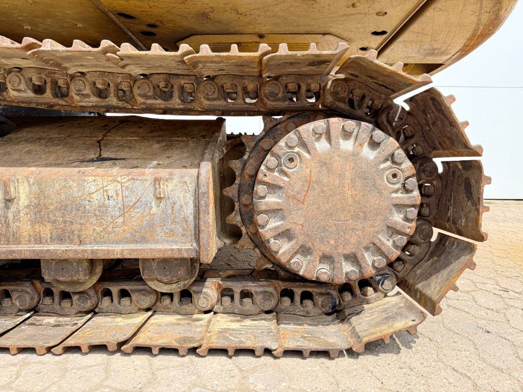 CAT 320DL - Hammer Lines / Quick Coupler