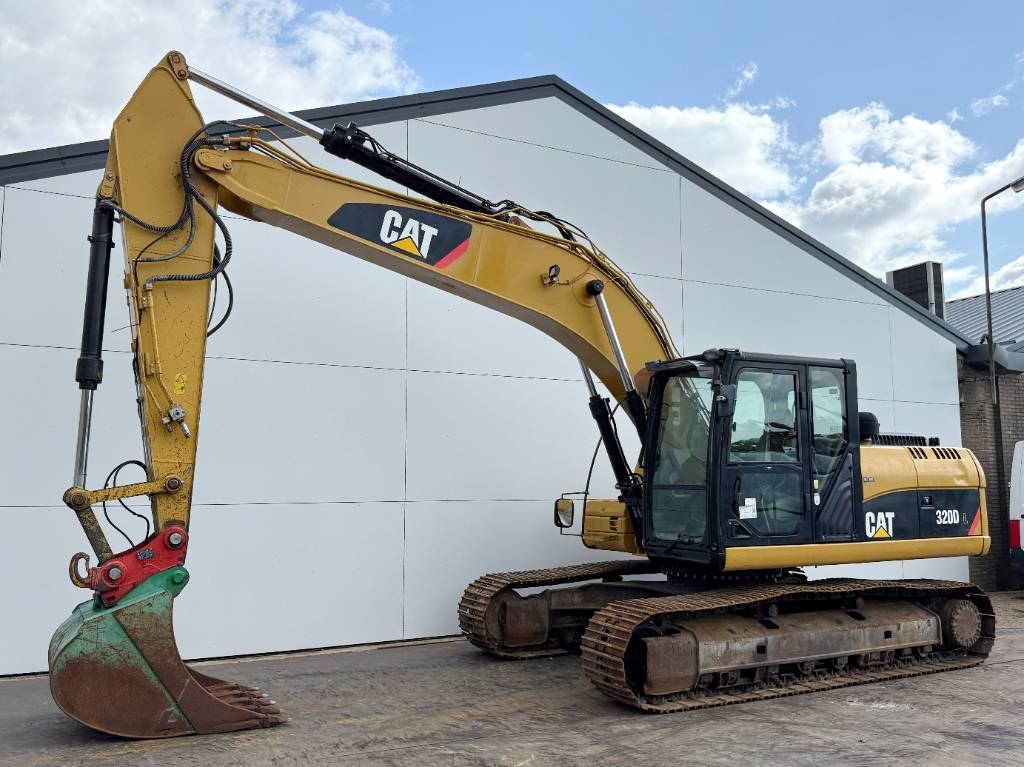 CAT 320DL - Hammer Lines / Quick Coupler