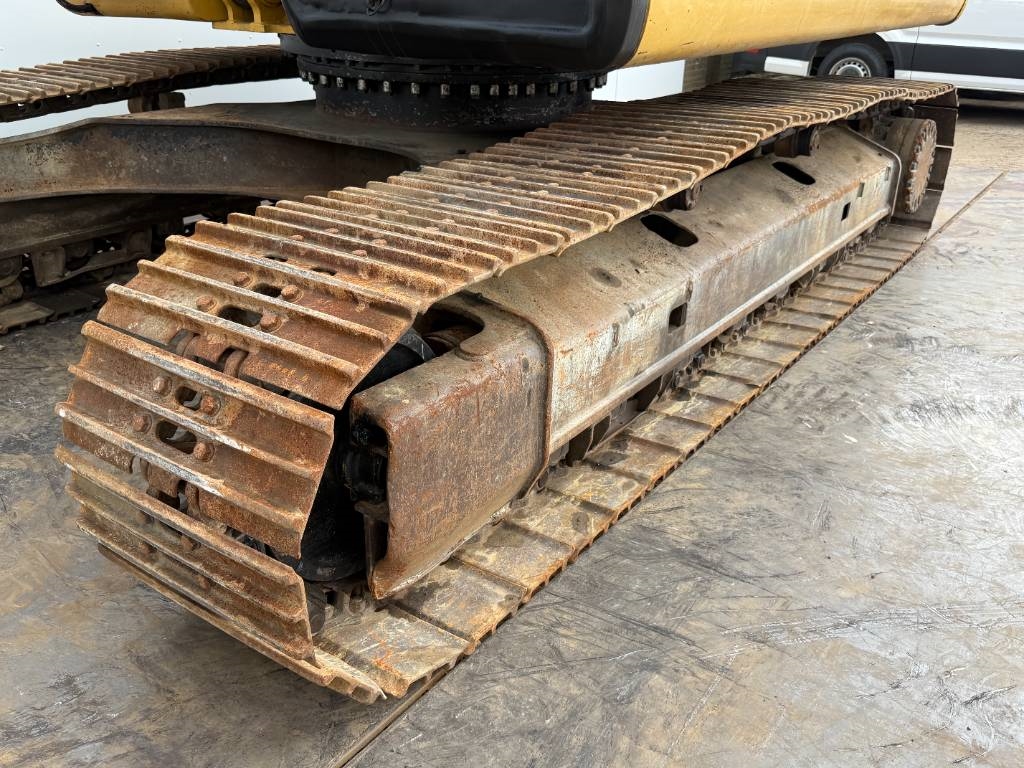 CAT 320DL - Hammer Lines / Quick Coupler
