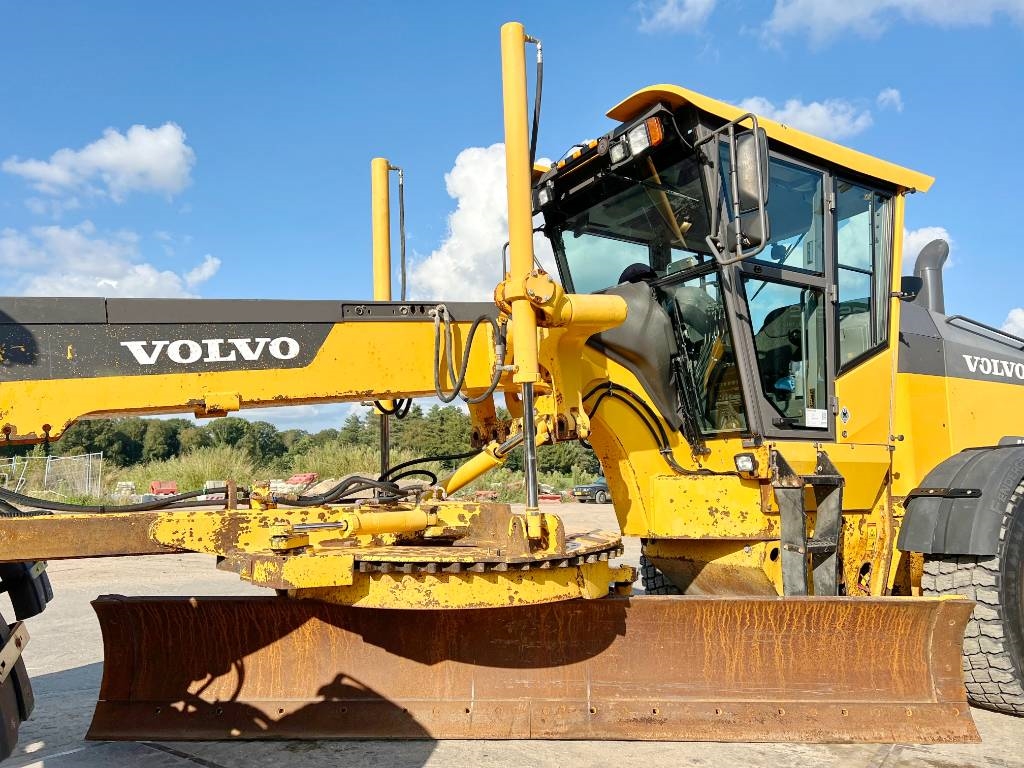 Volvo G946B 6x6 AWD - EPA Certified