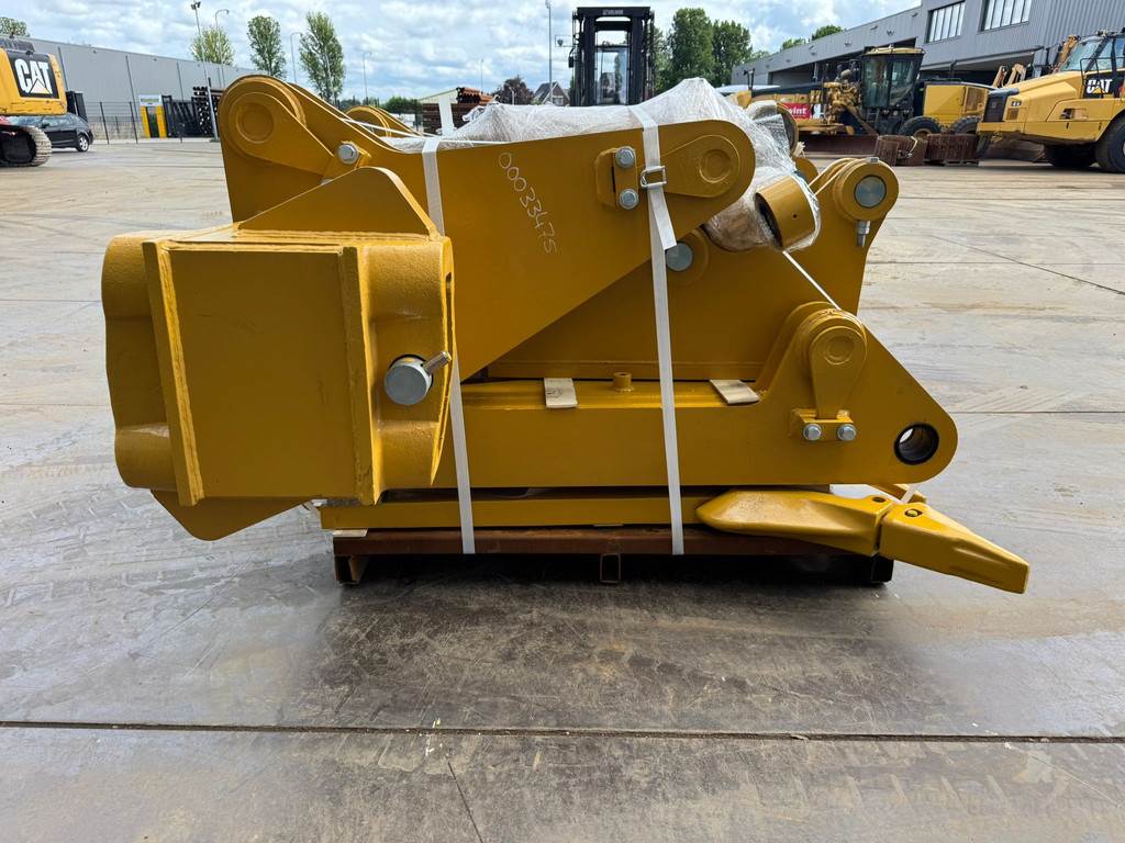 CAT D8T D8R D8N Multishank Ripper (forged shanks)