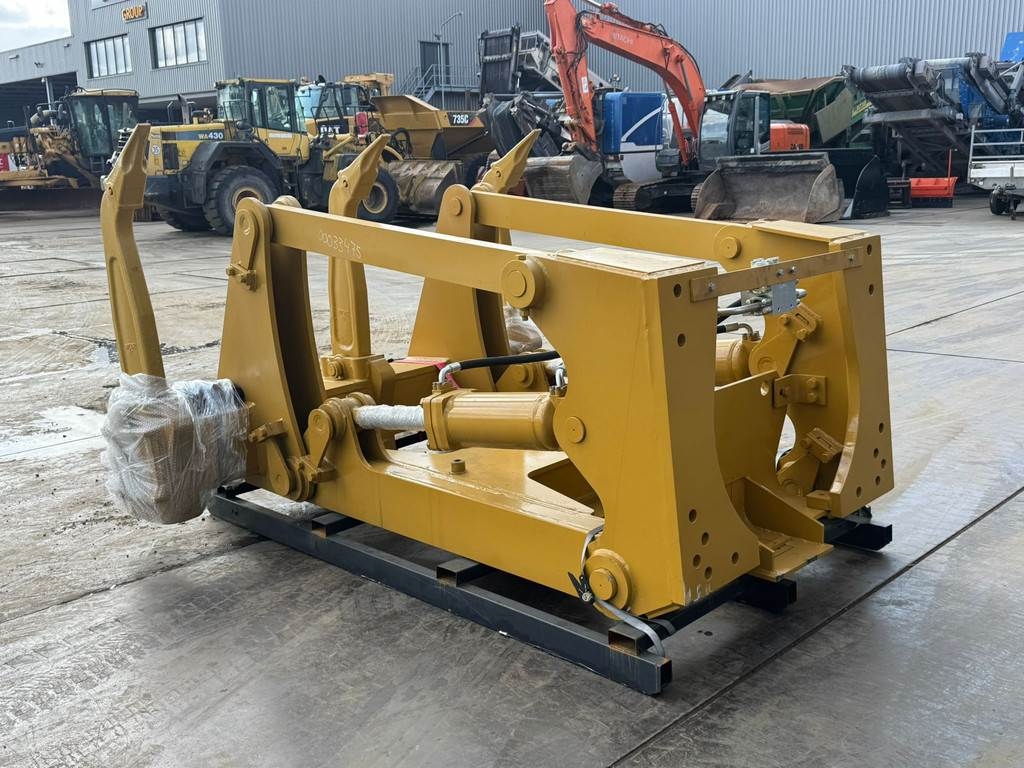 CAT D8T D8R D8N Multishank Ripper (forged shanks)