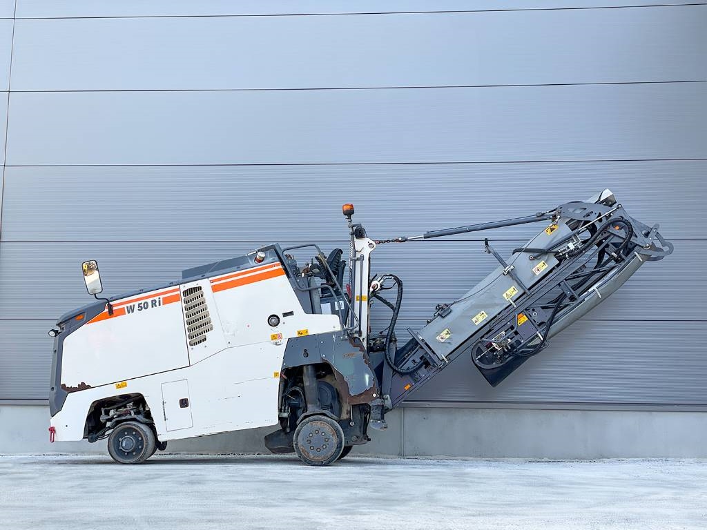 Wirtgen W 50 RI