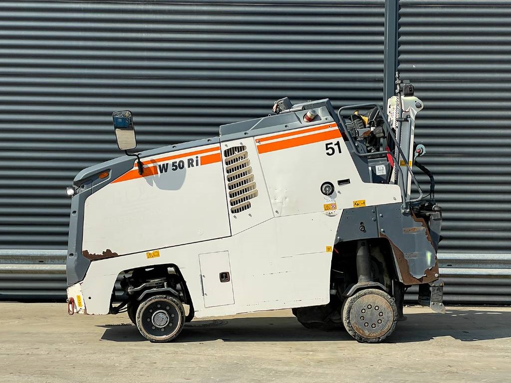 Wirtgen W 50 RI