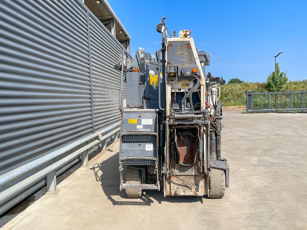 Wirtgen W 50 RI