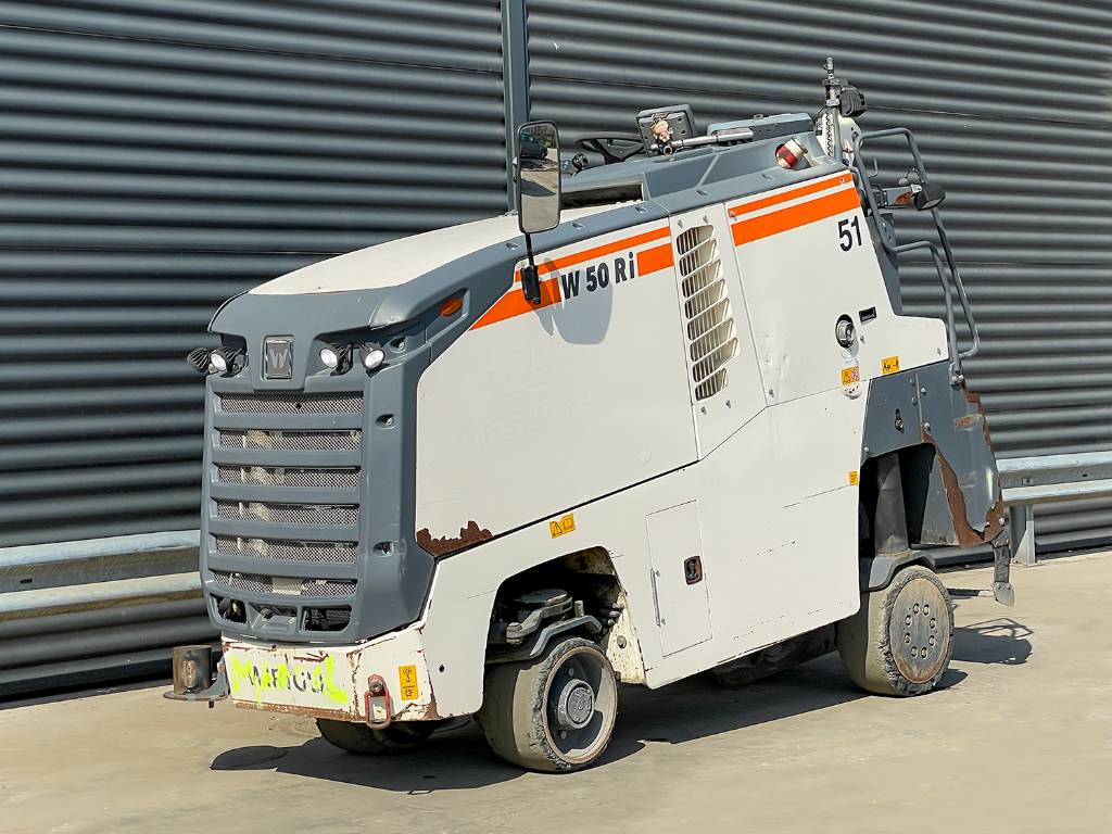 Wirtgen W 50 RI