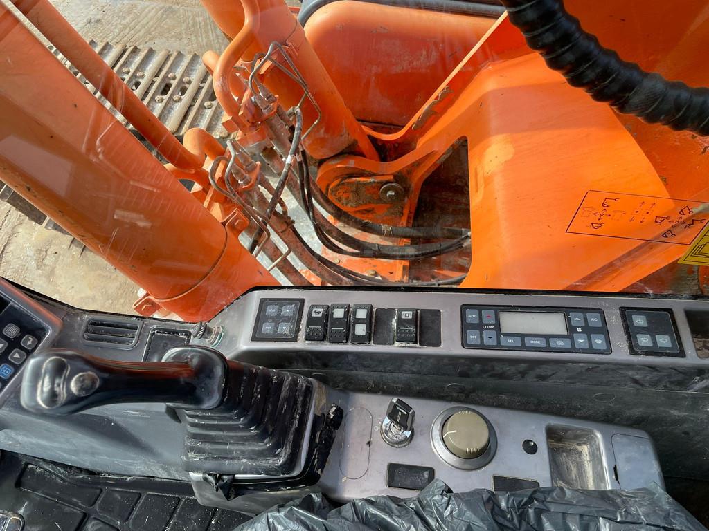 2008 Doosan DX300LC-48244308
