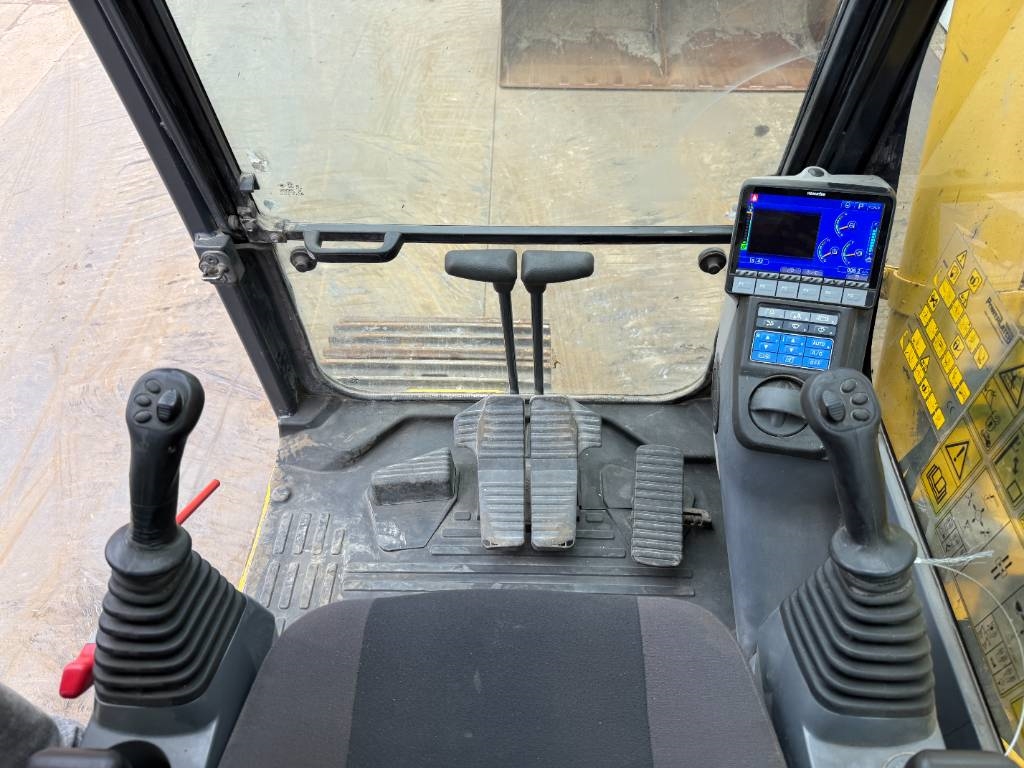 Komatsu PC360LC-11 - Quick Coupler / Rear + Side Camera