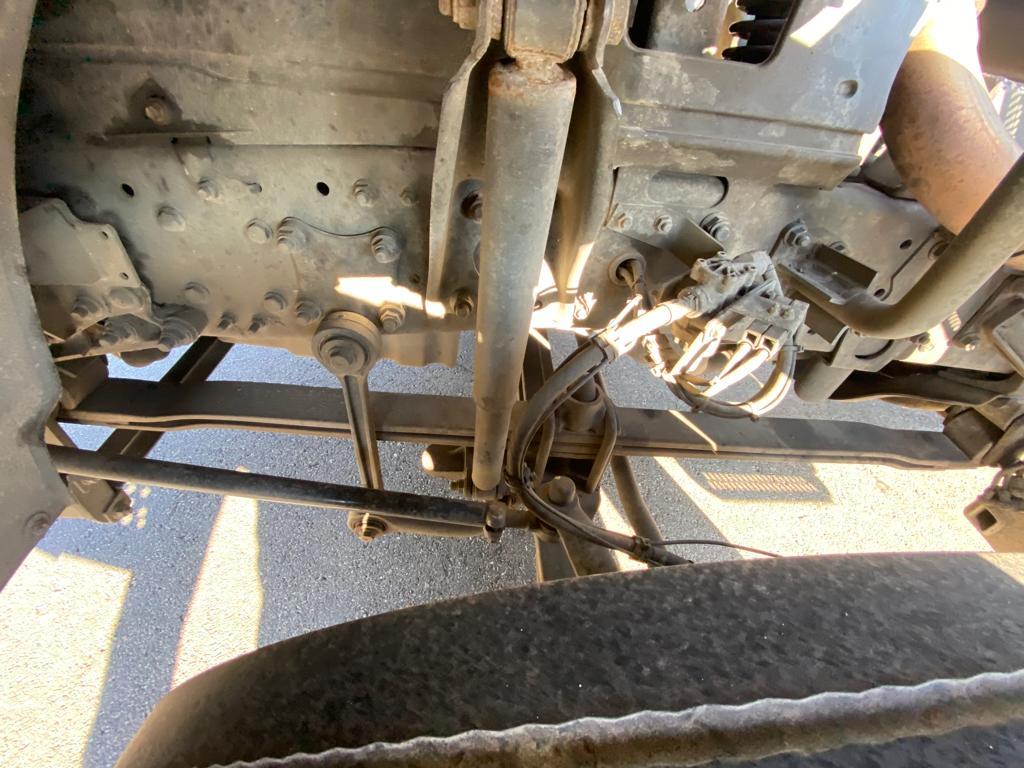 Mercedes-Benz AXOR 1829 4x2 chassis cab