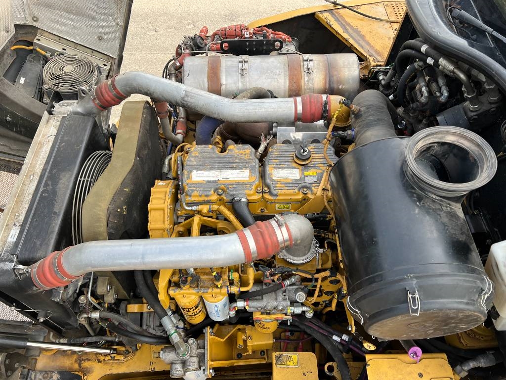 CAT 740B - Automatic Greasing / Camera / Airco