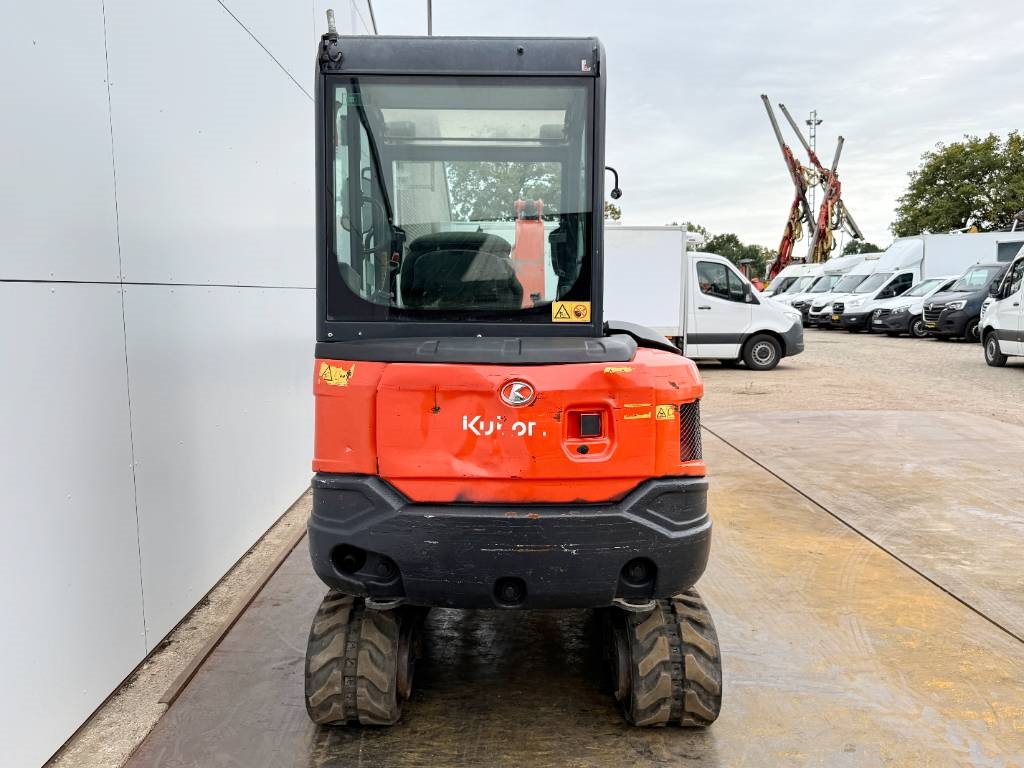 Kubota KX027-4 - Hammer Lines / Quick Coupler