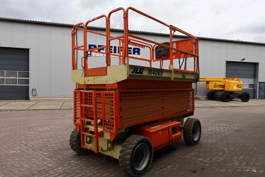 JLG M4069 Hybrid, 14.2m Working Height, 360kg Capacity