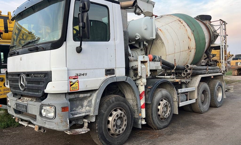 Mercedes-Benz ACTROS 3241 Mixer pump Putzmeister