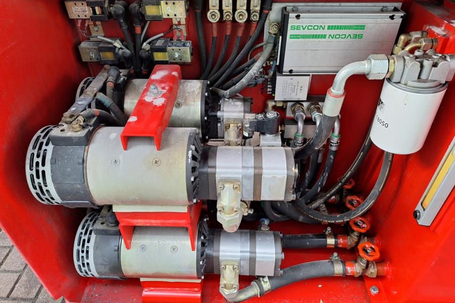 Holland Lift Combistar B-165EL25 Electric, 18.5m Working Height