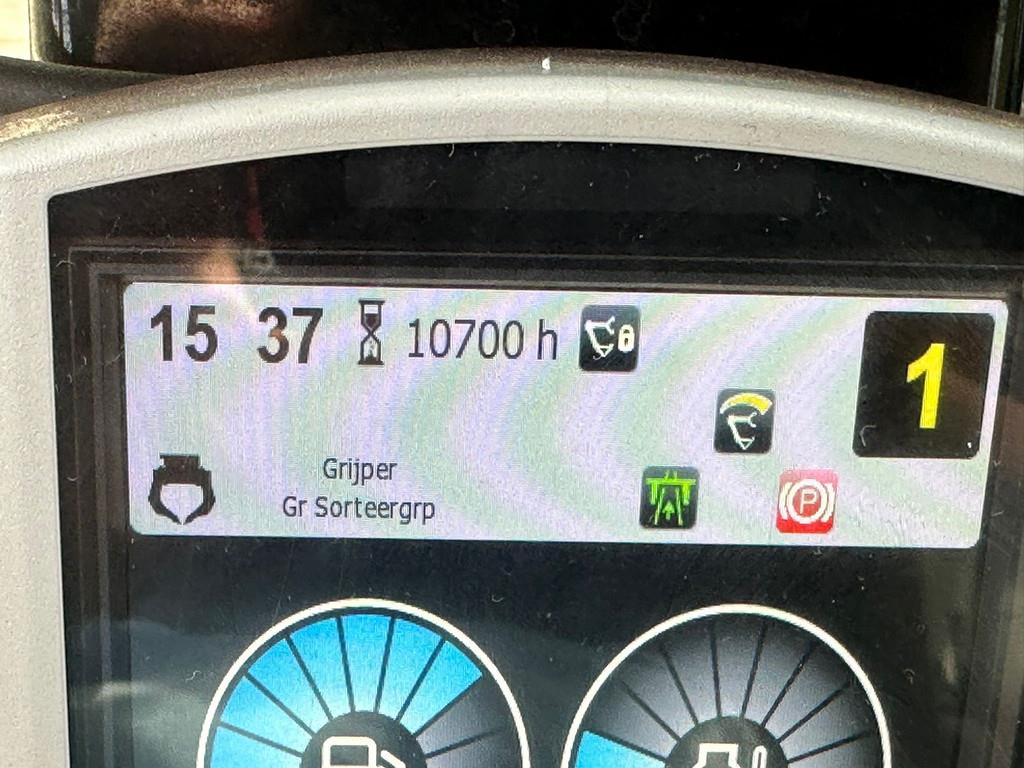 CAT MH3026 - 06C Material Handler